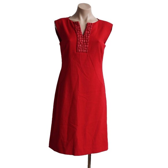 TAHARI Arthur S. Levine Dress Size 2 Red V neck Embellished Neckline - Picture 3 of 7